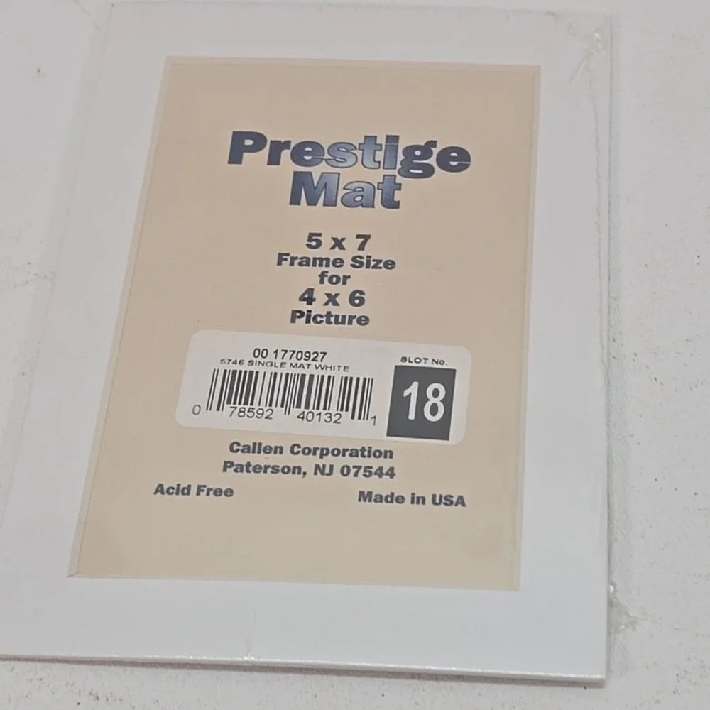 Prestige Mat For Framing Pictures White Size 5X7 for 4X6 Picture Acid‎ Free